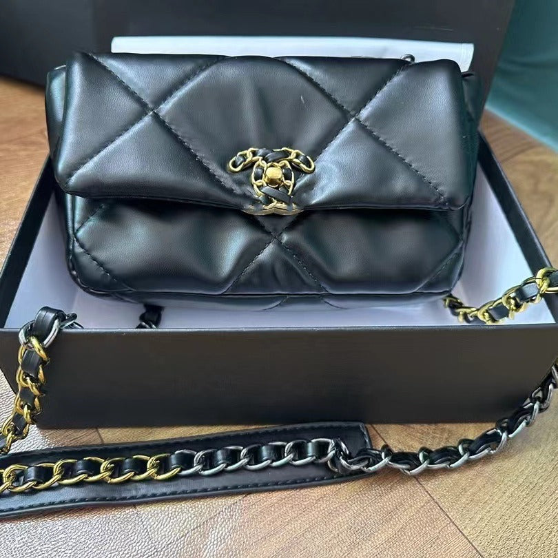 Cross-border High-texture Chanel Style Sheepskin Women's Bag Square Underarm Bag European and American Retro Rhombic Large Capacity Crossbody Bag